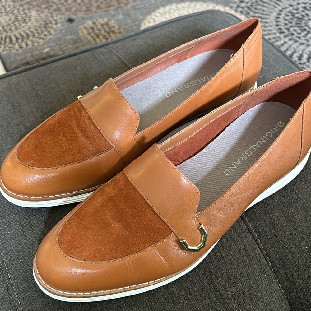 NWT Women’s Cole Haan Leather Loafers